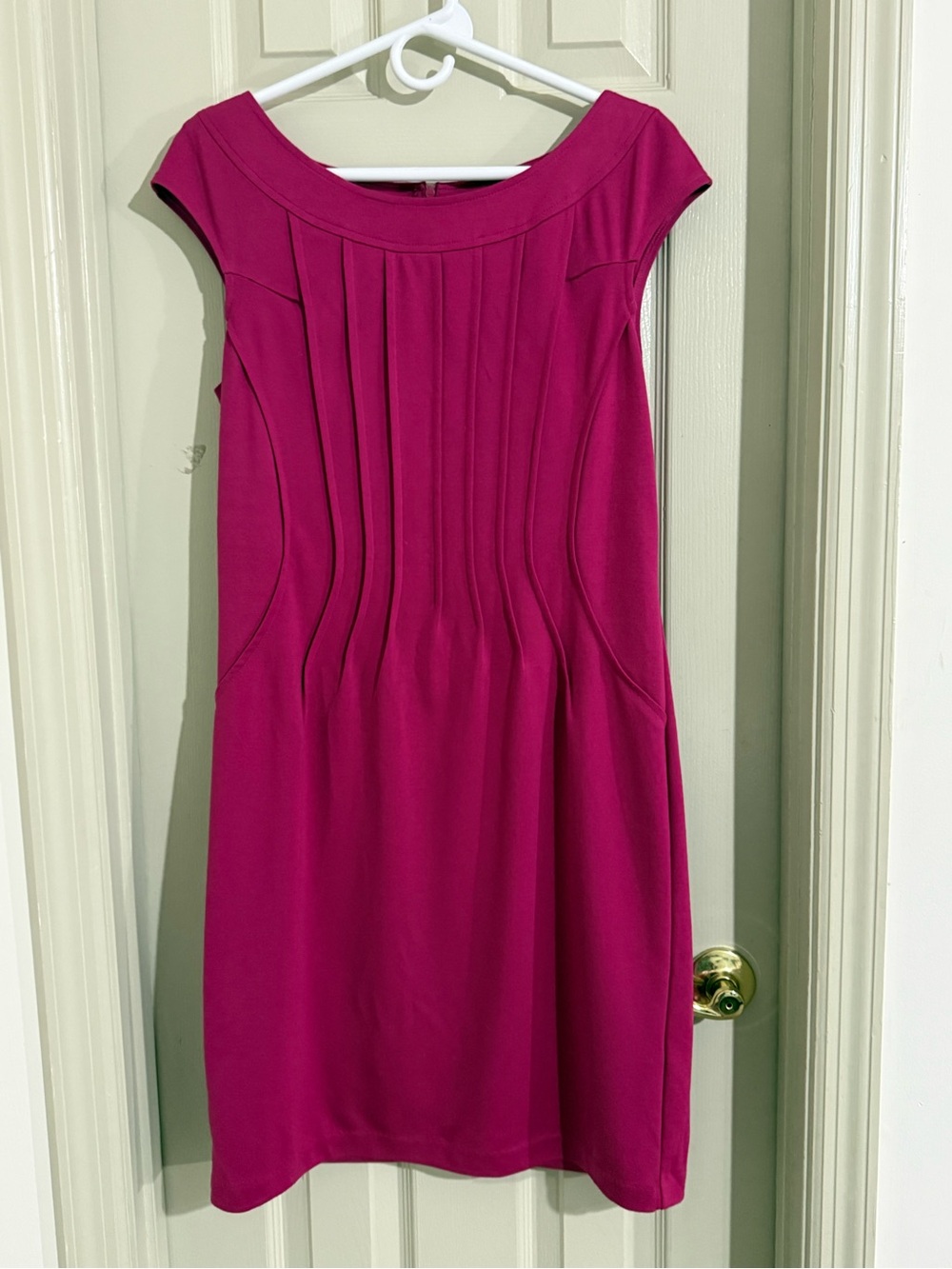 connected apparel Cap-Sleeve Sheath Dress in Magenta - Picture 6 of 8